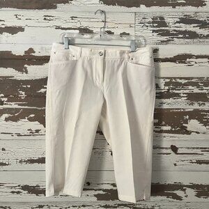 White House Black Market Slim Capri